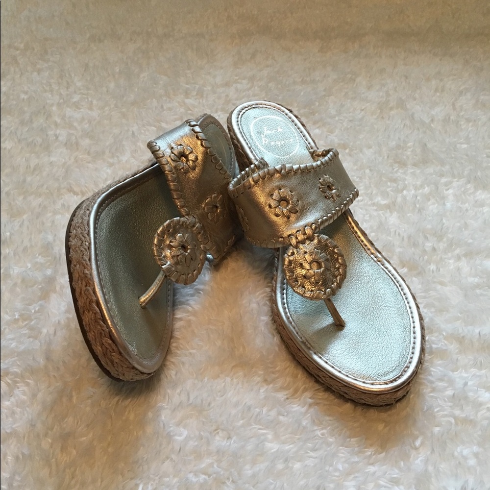 Jack Rogers Women’s 8.5 Gold Wedge Sandal